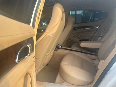 Used 2012 Porsche Panamera S RWD image 10
