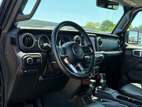 Used 2023 Jeep Wrangler Unlimited Rubicon 4xe w/ Cold Weather Group AWD/4WD image 14