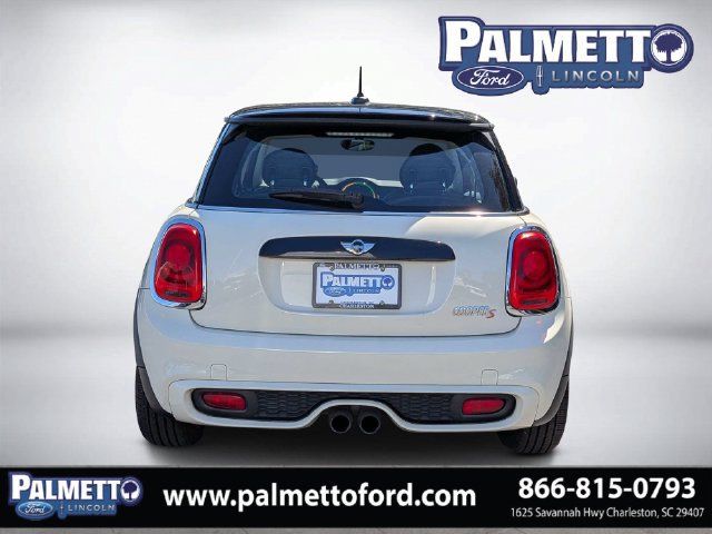 Used 2017 MINI Cooper S FWD image 4