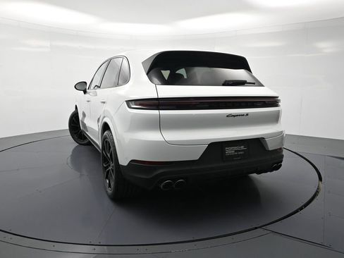 Certified 2026 Porsche Cayenne S AWD/4WD image 33