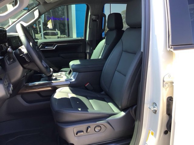 Used 2026 Chevrolet Silverado 1500 RST w/ RST All Star Premium Package AWD/4WD image 11
