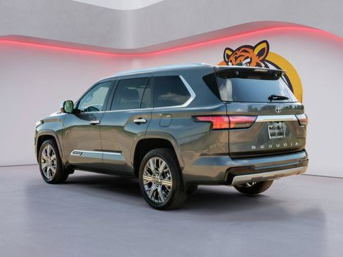 Used 2024 Toyota Sequoia Capstone AWD/4WD image 7