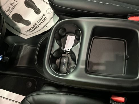 New 2026 Chrysler Voyager LX image 19