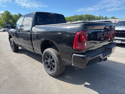 New 2026 RAM 2500 Laramie AWD/4WD image 3