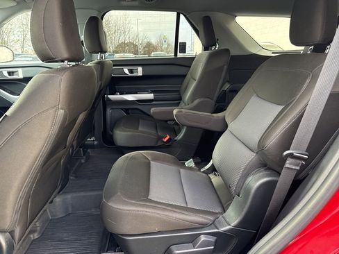 Used 2022 Ford Explorer XLT w/ Class IV Trailer Tow Package image 15