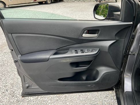 Used 2016 Honda CR-V LX image 16