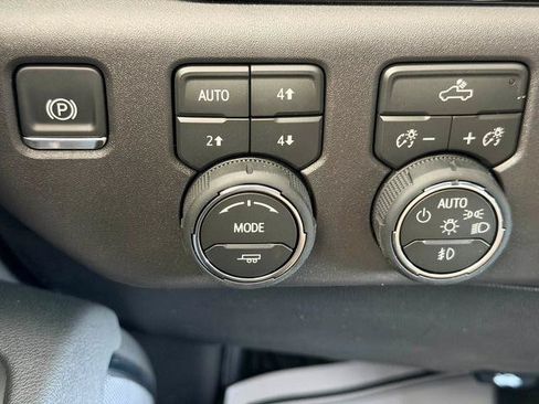 New 2026 Chevrolet Silverado 1500 RST AWD/4WD image 17