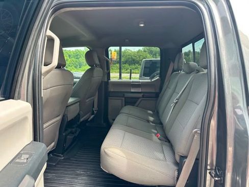 Used 2018 Ford F150 XLT w/ Equipment Group 302A Luxury AWD/4WD image 11