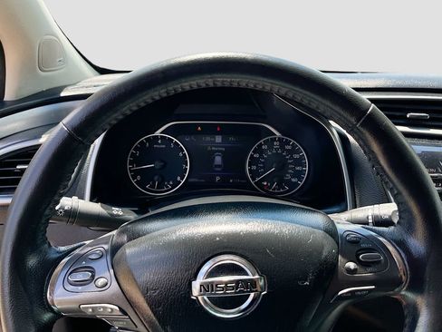 Used 2020 Nissan Murano SL FWD image 11