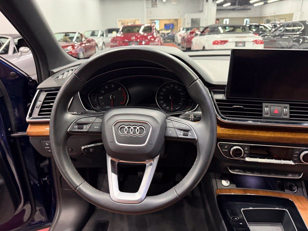 Used 2022 Audi Q5 2.0T Premium AWD/4WD image 37
