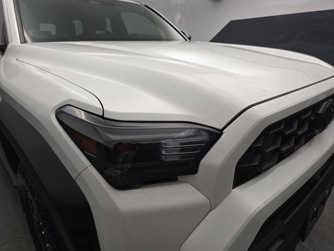 Used 2025 Toyota 4Runner TRD Off-Road AWD/4WD image 10