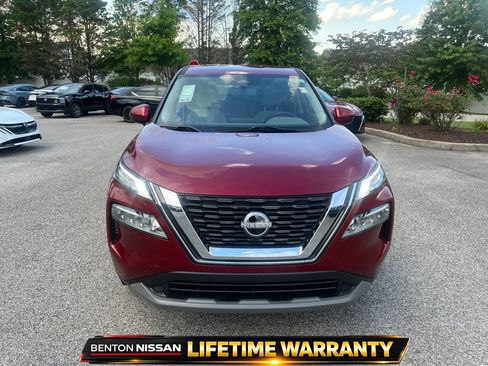 Used 2023 Nissan Rogue SV FWD image 9