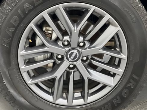 Used 2024 Nissan Rogue S FWD image 68