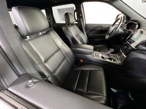 Used 2022 Jeep Grand Cherokee Limited image 28