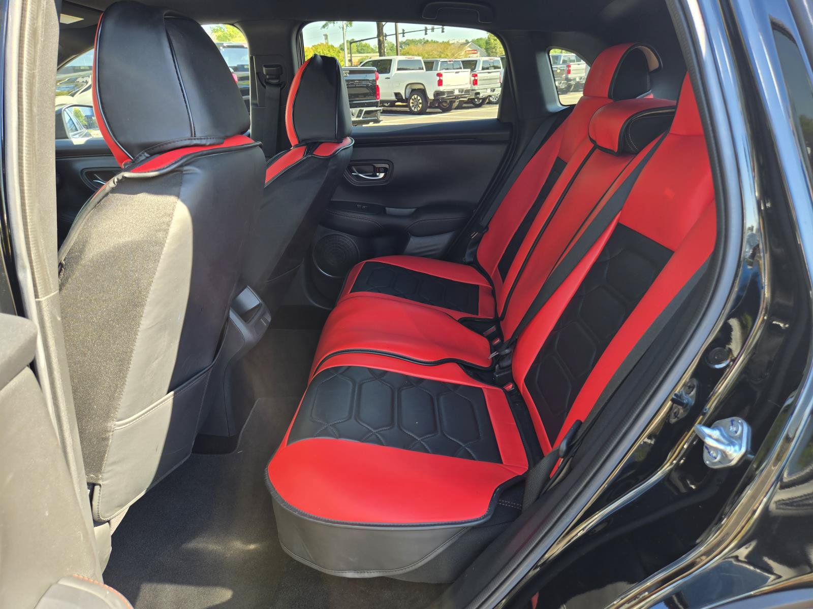 Used 2025 Honda HR-V Sport image 19