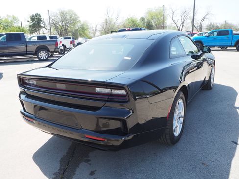 New 2025 Dodge Charger R/T w/ Quick Order Package 25M R/T image 6
