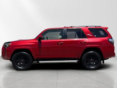 Used 2019 Toyota 4Runner TRD Off-Road Premium AWD/4WD image 8