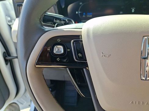 Used 2022 Lincoln Corsair Grand Touring image 22