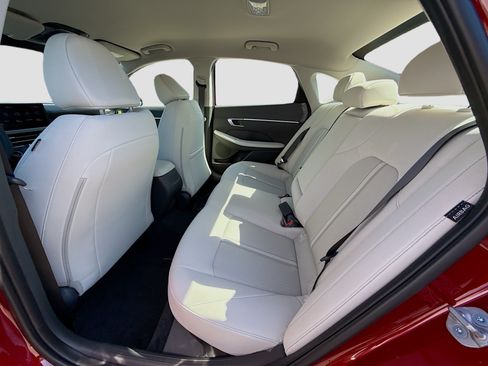 Certified 2026 Hyundai Sonata SEL FWD image 17