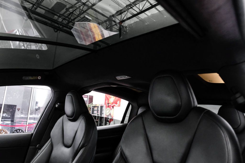 Used 2022 Tesla Model X AWD/4WD image 5