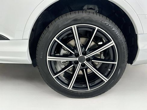 Used 2026 Audi Q7 2.0T Premium Plus w/ Premium Plus Package AWD/4WD image 30