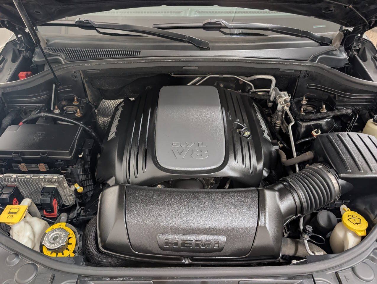 Used 2014 Dodge Durango R/T w/ Technology Group AWD/4WD image 25