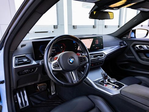 Used 2023 BMW M2 image 16