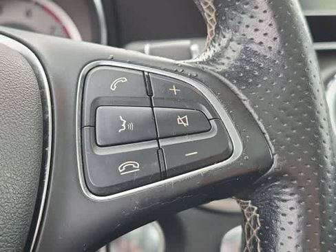 Used 2017 Mercedes-Benz GLA 250 4MATIC image 26