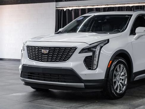 Used 2021 Cadillac XT4 Premium Luxury FWD image 5