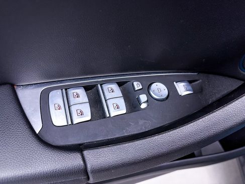 Used 2022 BMW X3 sDrive30i w/ M Sport Package 2 RWD image 17