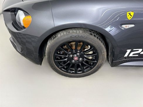 Used 2017 FIAT 124 Spider Classica RWD image 20