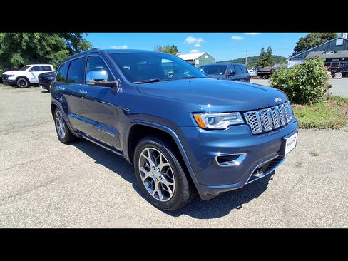 Certified 2020 Jeep Grand Cherokee Overland AWD/4WD image 2