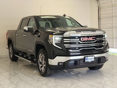 New 2026 GMC Sierra 1500 SLT w/ SLT Premium Package