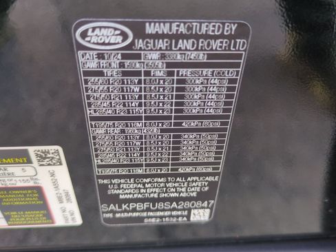 Used 2025 Land Rover Range Rover Long Wheelbase SE AWD/4WD image 31
