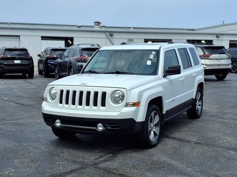 Used 2017 Jeep Patriot High Altitude FWD image 2