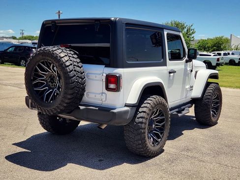 Used 2021 Jeep Wrangler Sport AWD/4WD image 4