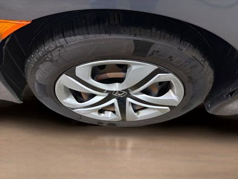 Used 2018 Honda Civic LX image 8