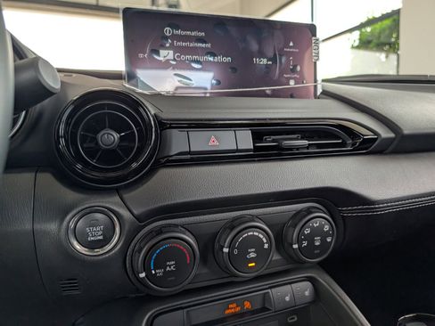 New 2026 MAZDA MX-5 Miata Club w/ Weather Package RWD image 20