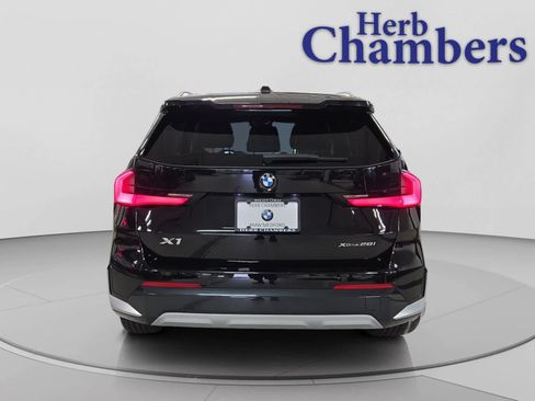 Used 2025 BMW X1 xDrive28i w/ Technology Package AWD/4WD image 12