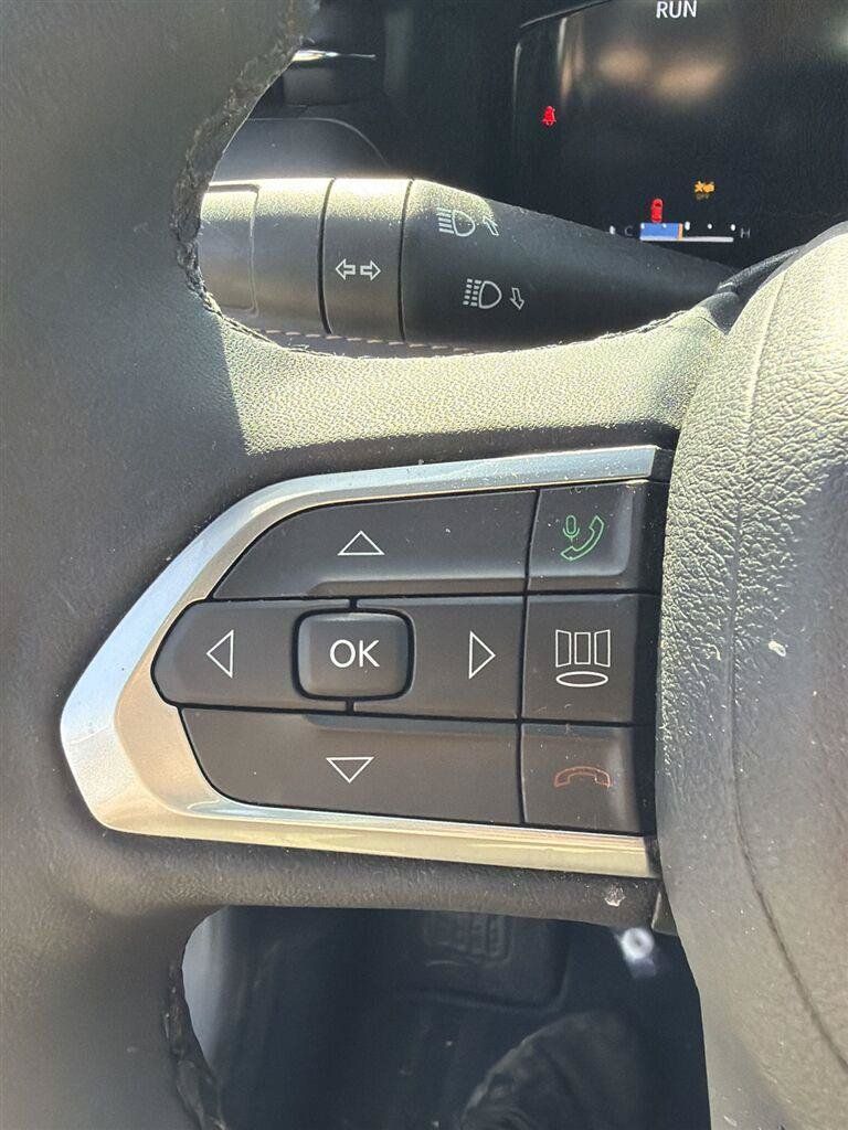 Used 2023 Jeep Compass Limited w/ Elite Group for (Red) Edition AWD/4WD image 14