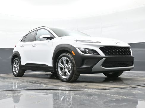 Certified 2023 Hyundai Kona SEL image 37