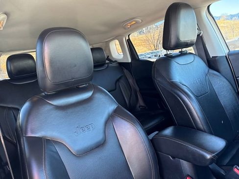 Used 2021 Jeep Compass Limited image 29
