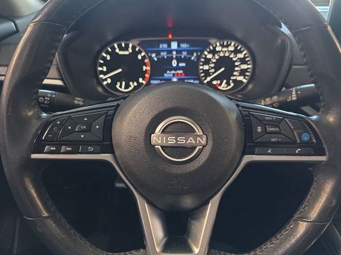 Used 2024 Nissan Altima 2.5 SV w/ SV Premium Package FWD image 23