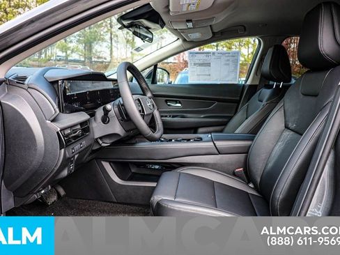 Certified 2025 Nissan Murano SV image 18