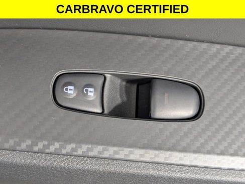 Used 2025 Nissan Altima 2.5 SV FWD image 33