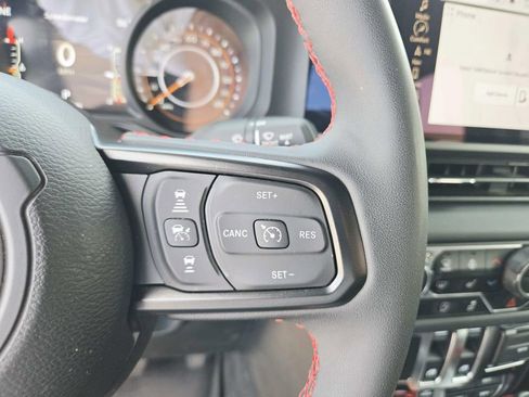 Used 2024 Jeep Wrangler Rubicon w/ Capability Package AWD/4WD image 24