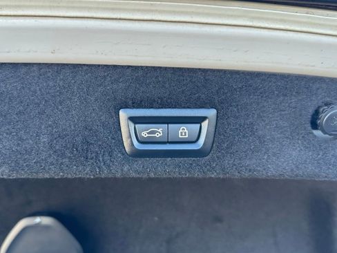 Used 2020 BMW 750i xDrive w/ Executive Package image 58