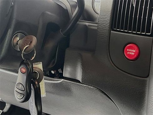 Used 2005 Dodge Ram 1500 Truck 2WD Quad Cab image 18