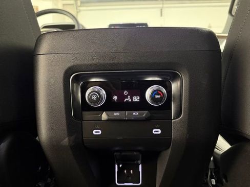 Certified 2024 GMC Yukon SLE w/ Gmc Pro Safety Plus Package image 24