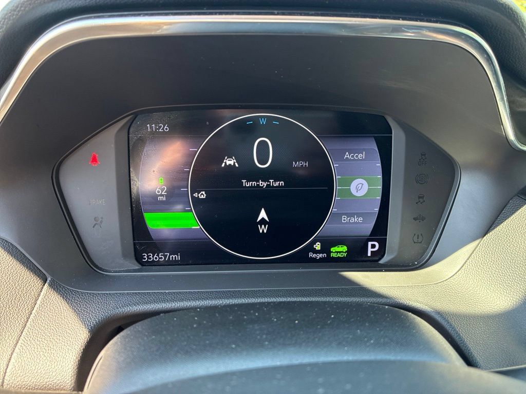 Used 2023 Chevrolet Bolt EUV LT w/ Driver Confidence Package FWD image 16